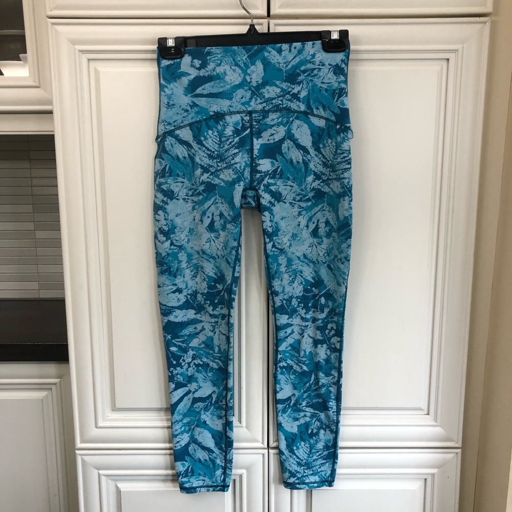 Ivivva by Lululemon girls leggings